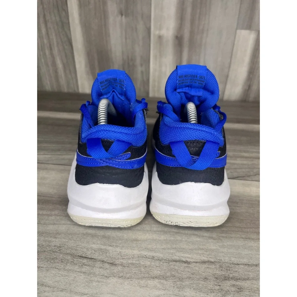 Nike Hustle D10 Basketball Shoes Kids 6.5Y Black Blue Excellent CW6735-001 Boys